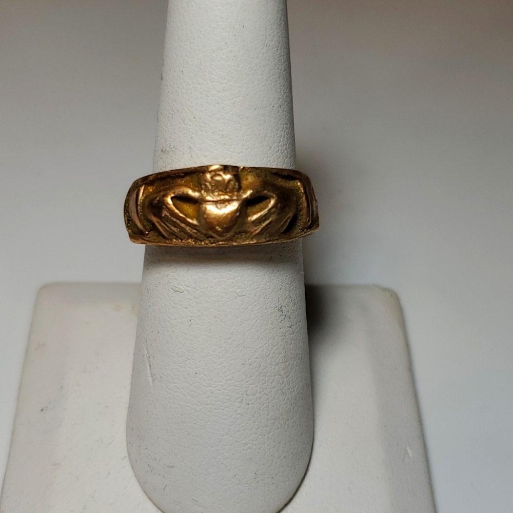 Metal clay Bronze ring size 7.5. Handcrafted Chaddagh